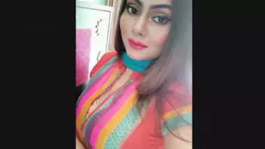 Most Wanted Bangladeshi Sexy Insta Babe Videos Part 1