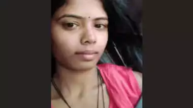 Cute girl fucking mms