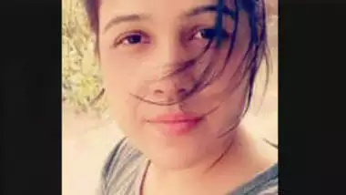 Bathing desi girl video