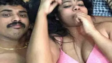 mms Desi Tamil Guy enjoying girls