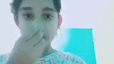 Watch Cute desi college girl ? Nude selfie