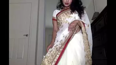 Desi And Horny Bhabhi Maya?s Erotic Saree Strip