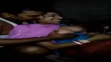 Sexy Village Bhabhi Enjoying Men?s Boob Press