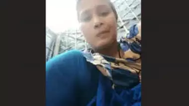 Sexy girl masturbating vdo