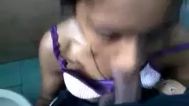 Hot and sexy girl?s young blowjob clip