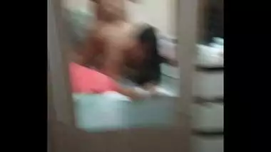 Indian milf Esposa puta viciada em sexo recebe visita s? vizinho pauzudo e ? fodida intensamente at? o talo