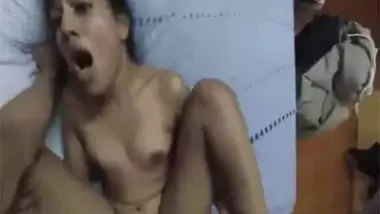 Virgin girl?s painful petite pussy fucking