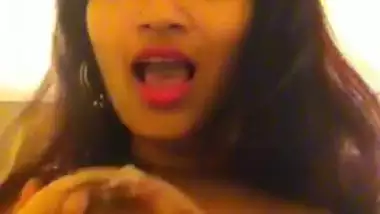 Indian sex video of Delhi college girl for bf on FSI