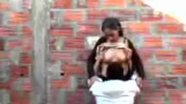 Mature bhabhi gets fucked outdoor but the landlord?s son