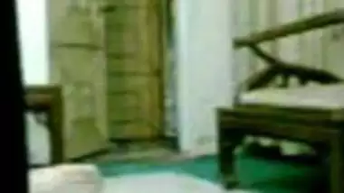 Horny Punjabi abode wife caught fucking on