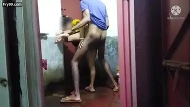Desi village couple fucking mast ? 1