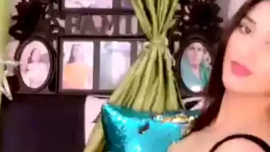 Random tango video ?Sweet poison?