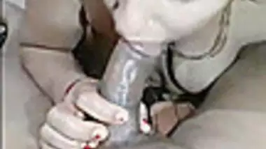 Horny Bhabhi?s Shaved Indian Pussy Fucking Cam Porn