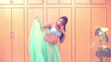 Swathi Naidu Nude Cat Walk ? Movies