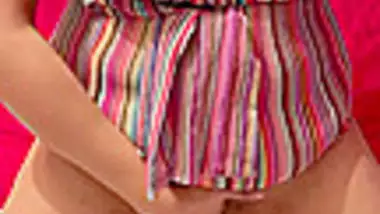 Hot High & Horny! - Cute Indian Just Couldn?t Resist Her Sexy Self!