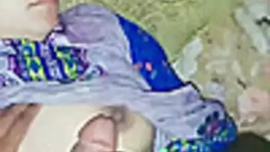 Shy Bhabhi Phone Sex With Her Husband?s Friend Video