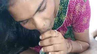 Perverted Jija fucks his innocent Sali?s cunt in desi sex